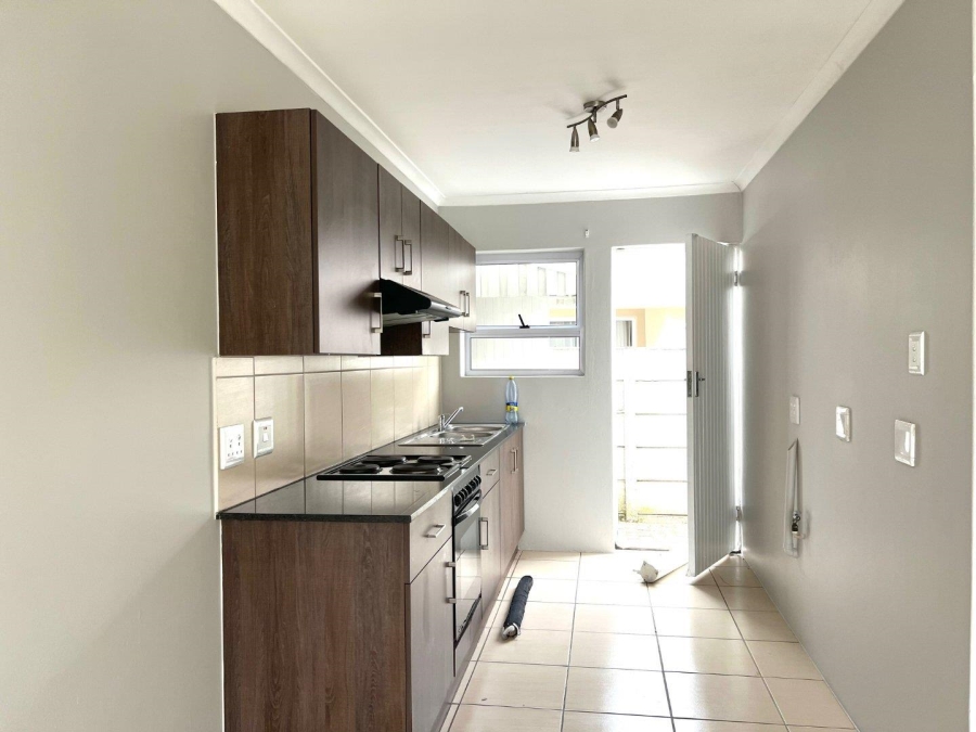 To Let 2 Bedroom Property for Rent in Fairview Eastern Cape